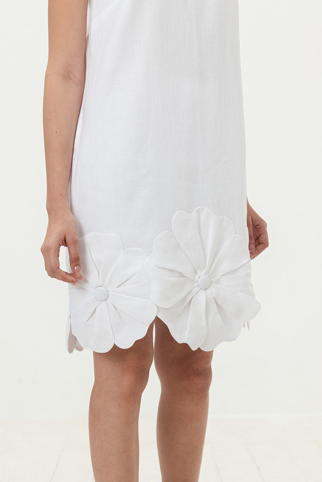 Cayena Bloom Linen Bata Dress