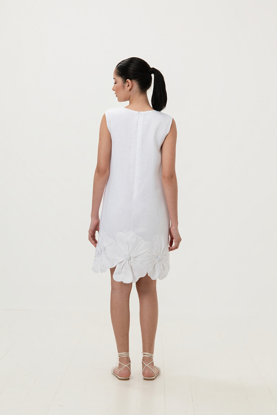 Cayena Bloom Linen Bata Dress