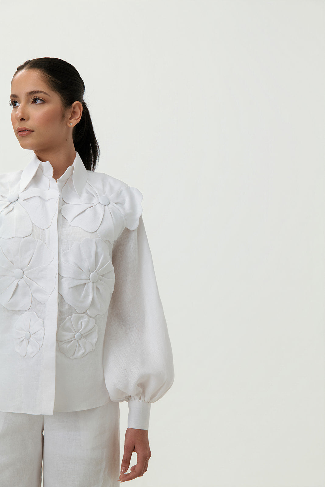 Cayena Bloom Linen Blouse