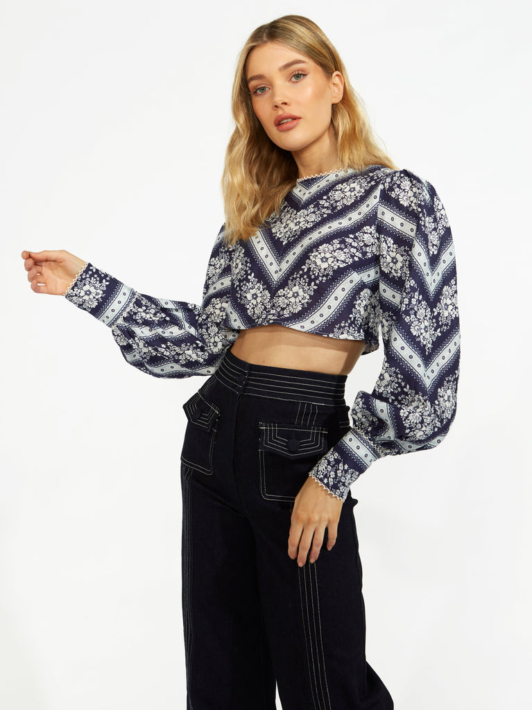 Flower Chain Crop Top