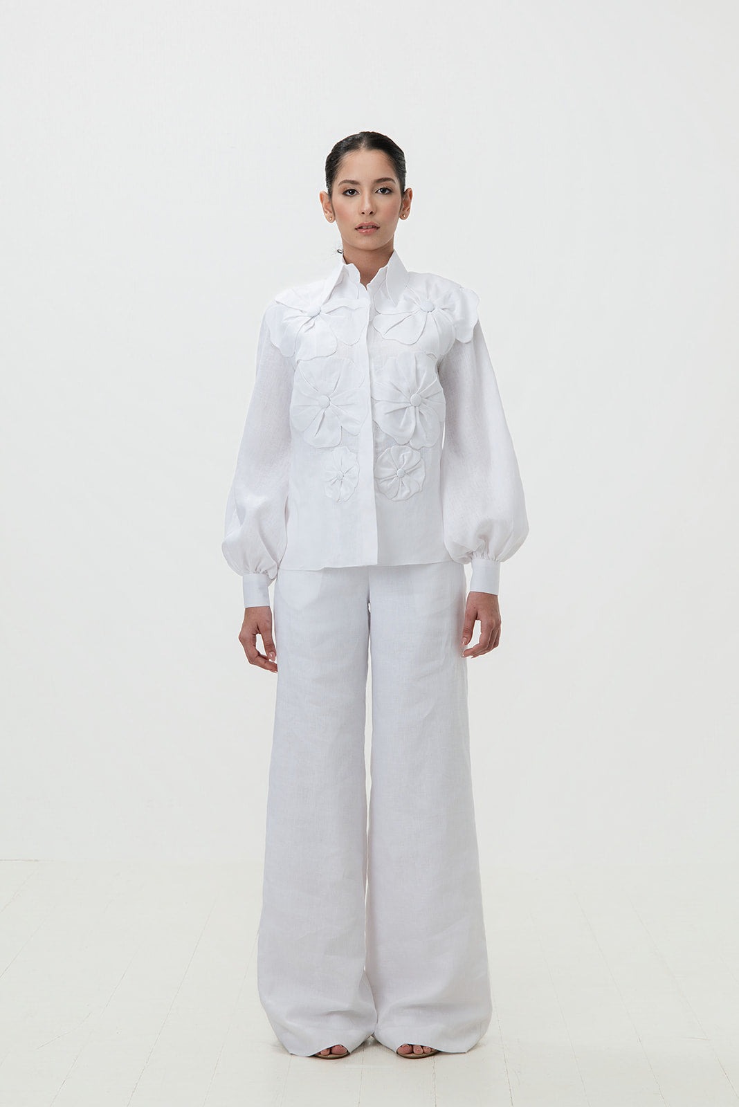 Cayena Bloom Linen Blouse