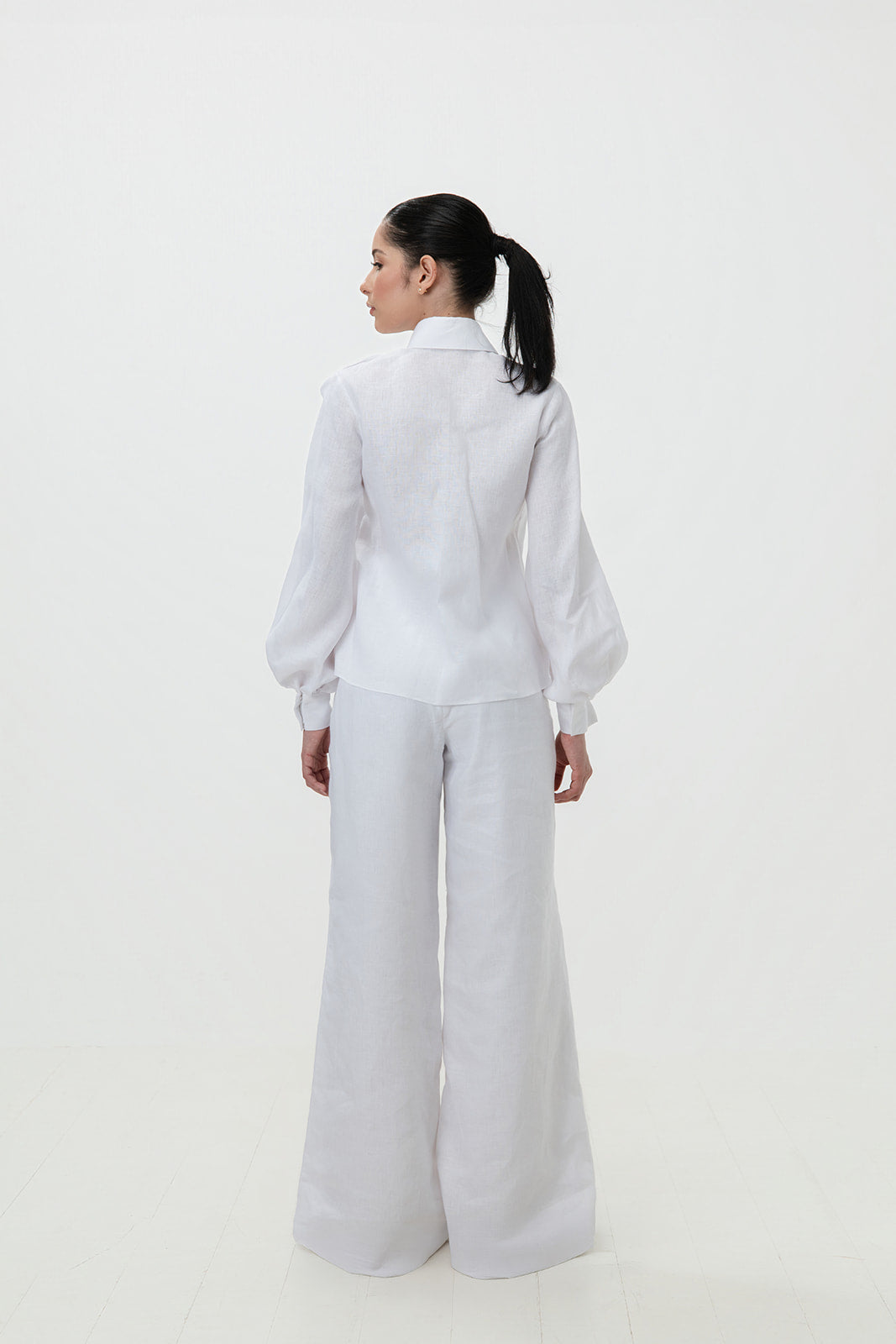 Cayena Bloom Linen Blouse